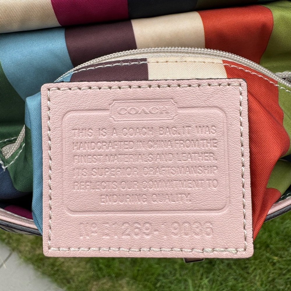 Coach Mini Willis 70th Anniversary Legacy in Blush with Hangtag & Paperwork - Picture 8 of 11